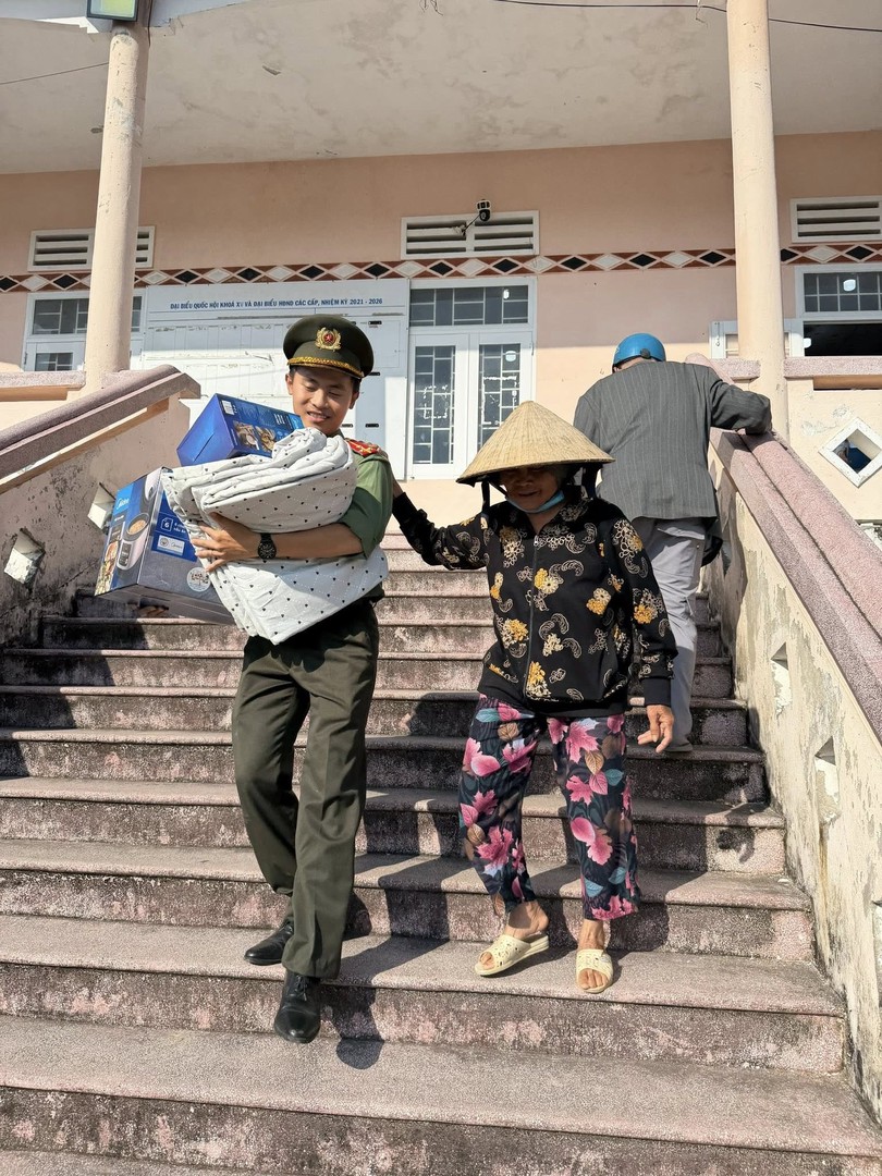 Ảnh - tặng quà ..6.jpg