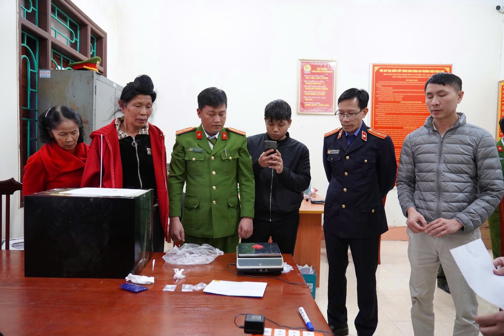 đấu tranh có hiệu quả với tội phạm ma túy.jpg