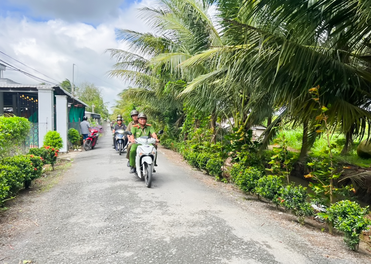 Tuần tra đảm bảo ANTT.jpg