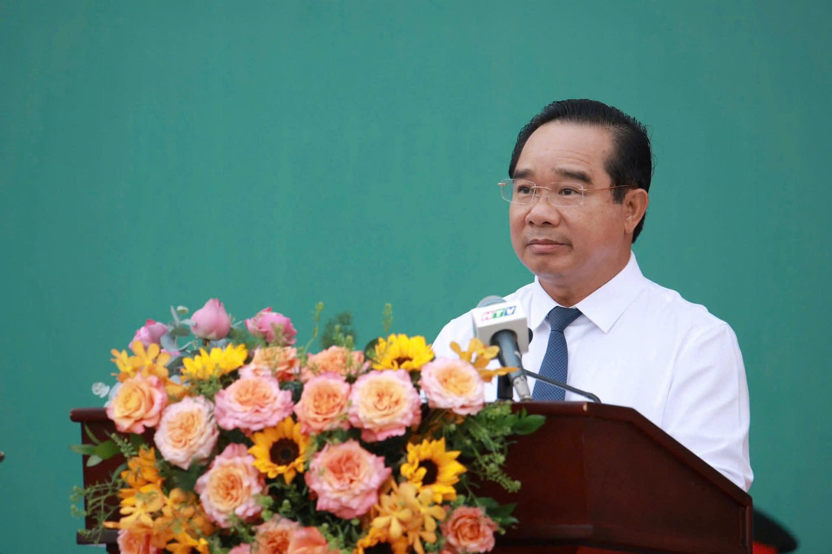 677575472853073610 (1).jpg