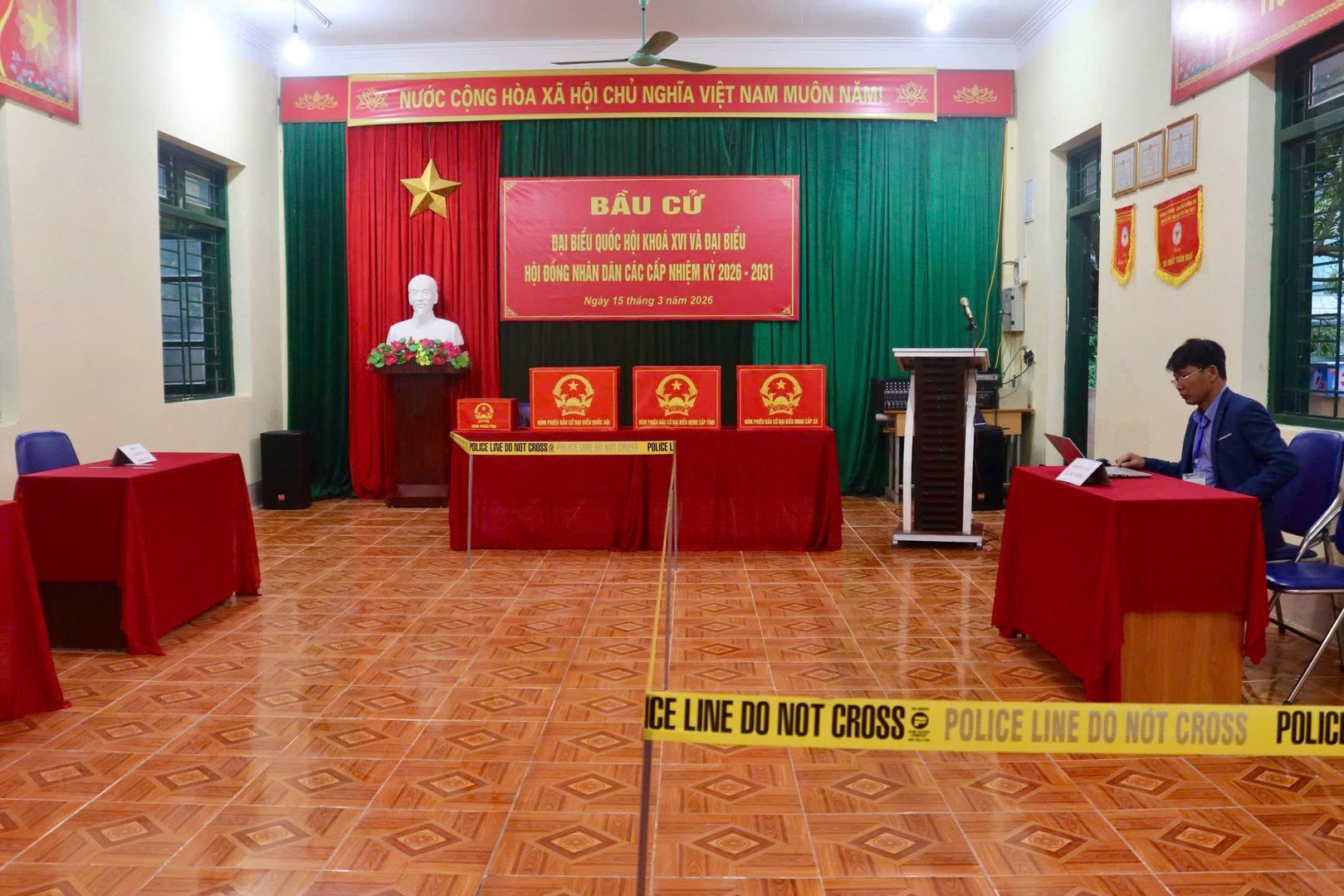 Các điểm bầu cử tại xã Mường Nhé đã được chuẩn bị chu đáo. an toàn.jpg