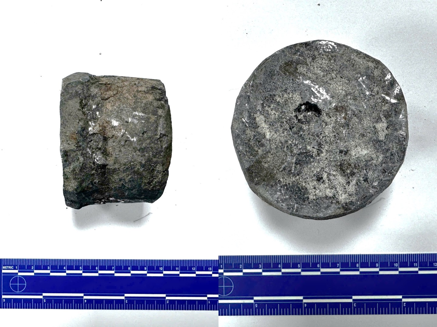 Thiên thạch giả.jpg