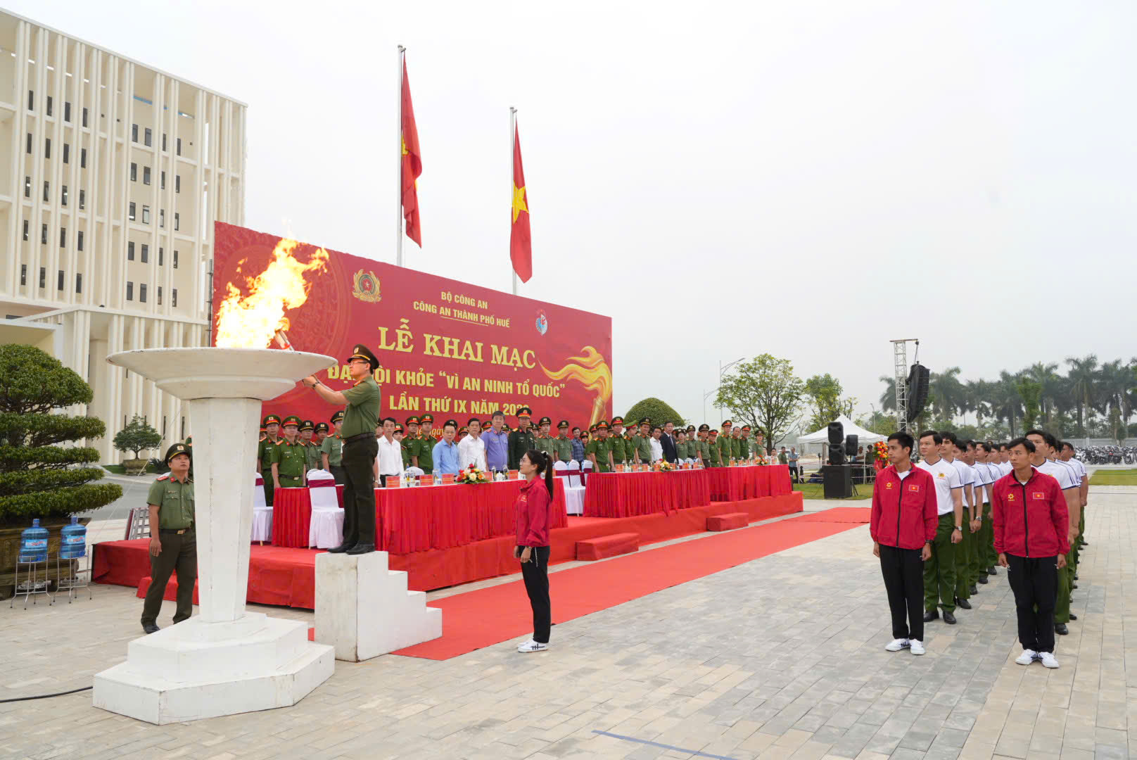 ảnh 4 đại hội.jpg