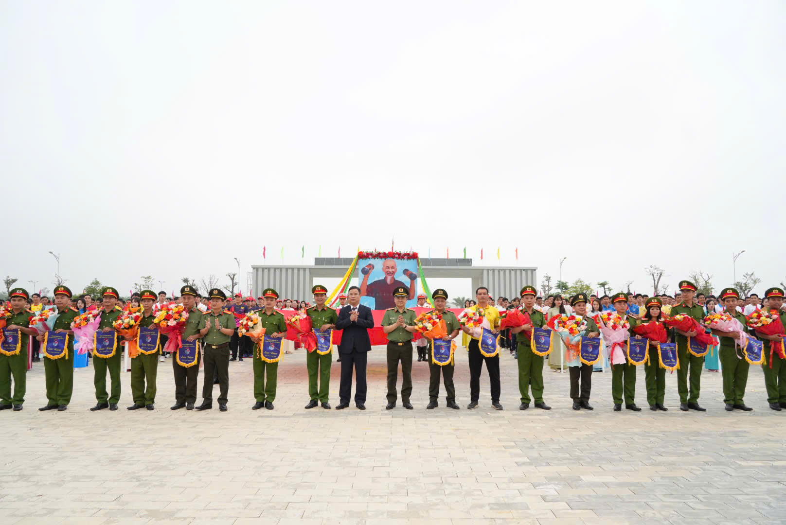 ảnh 6 đại hội.jpg