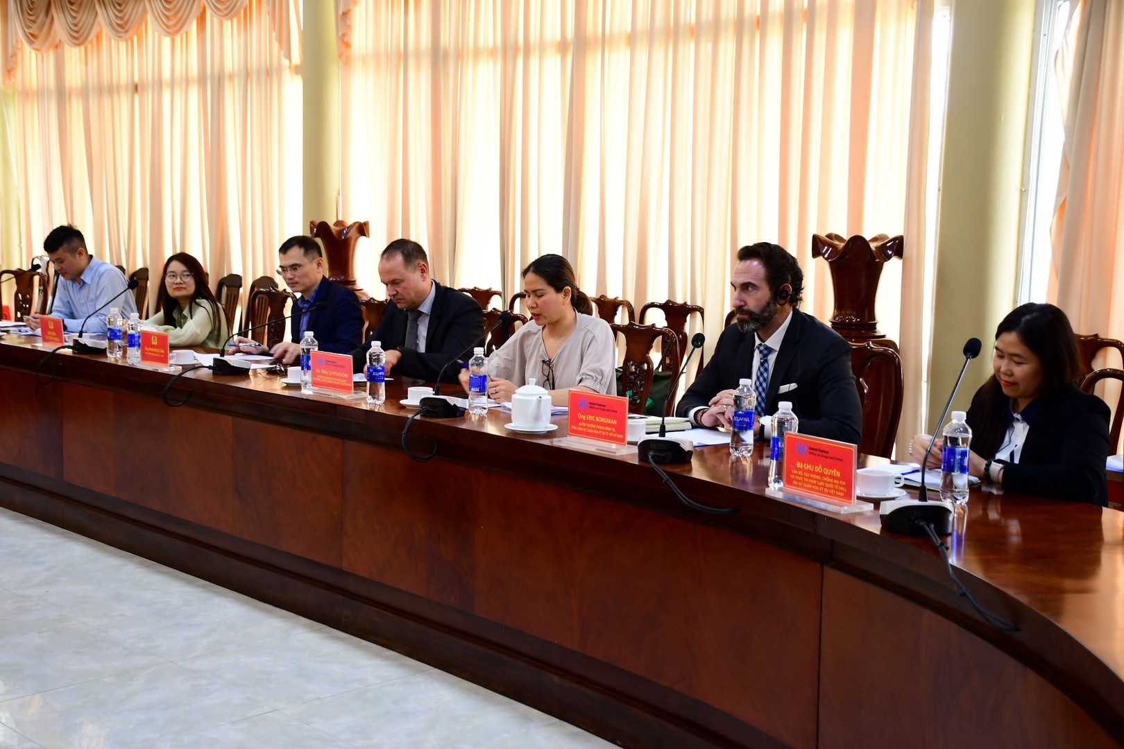 Đại biểu tham dự gồm đại diện UNODC, nhà tài trợ, Cục Cảnh sát điều tra tội phạm về ma túy và Cục Đối ngoại. Ảnh Đặng Thanh.JPG