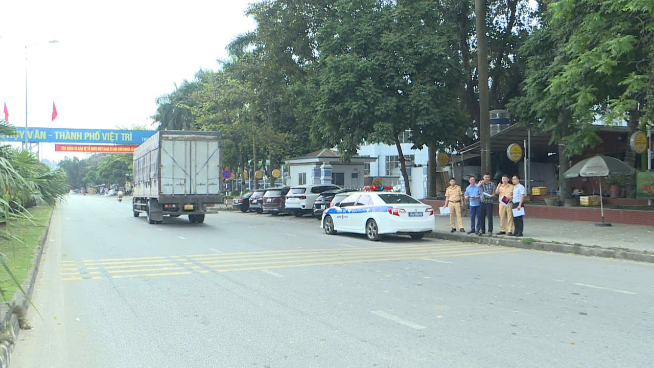 Các lực lượng đã tổ chức khảo sát thực địa trên các tuyến đường trọng điểm hướng về khu vực Đền Hùng.jpg