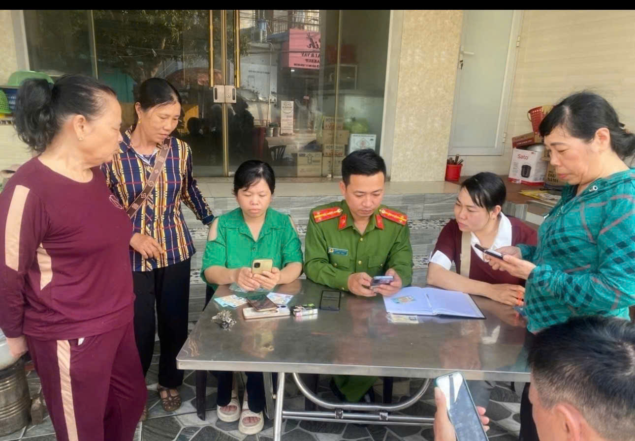 Công nghẹ sô 1.jpg