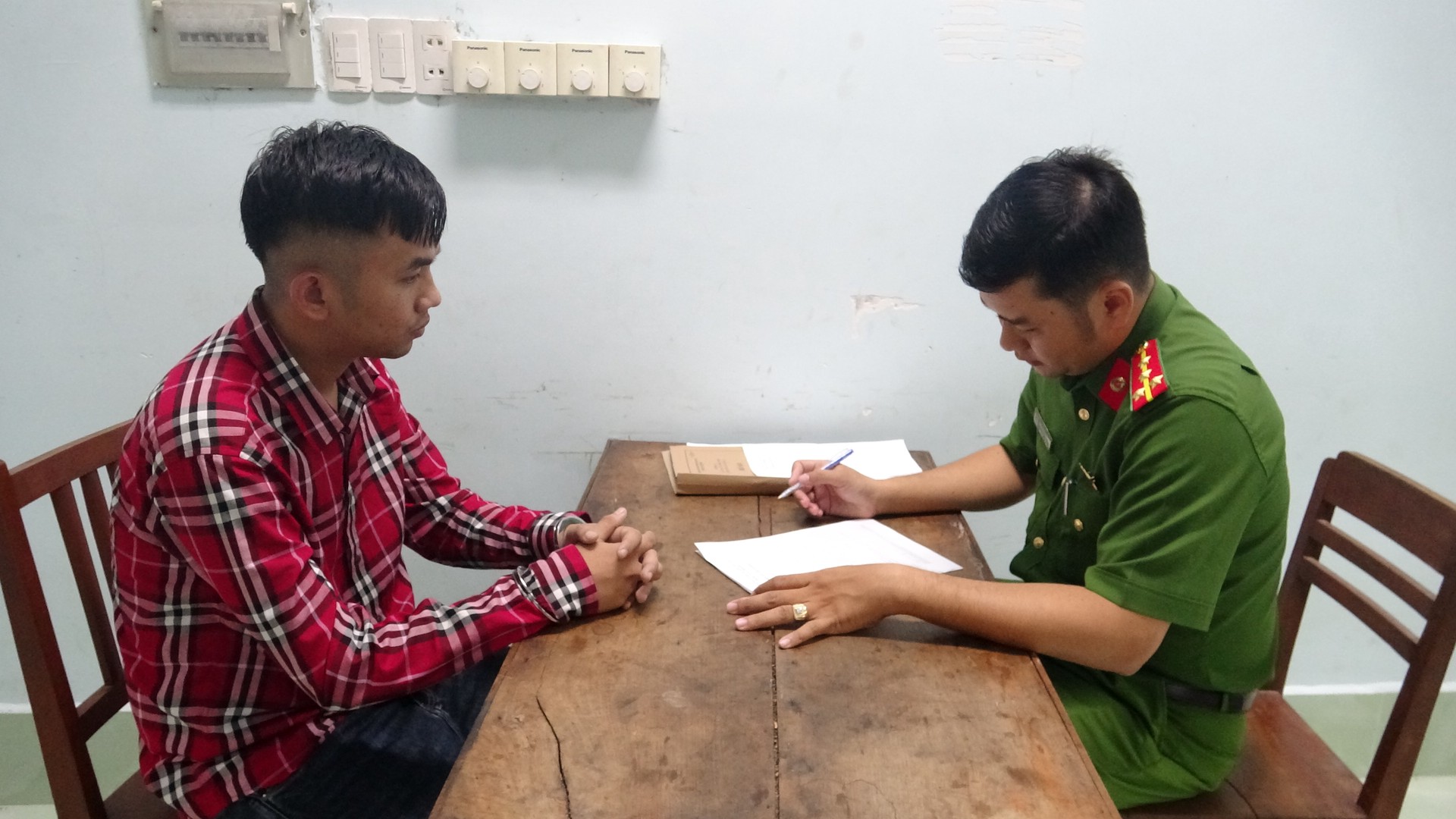 Đối tượng Nguyễn Thành Tiến. Ảnh Đặng Thanh.JPG