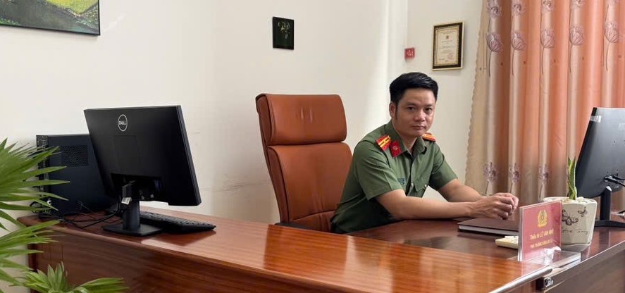 thiếu tá Lê Văn Nhớ- Phó trưởng Công an xã Mộc Hóa,.jpeg