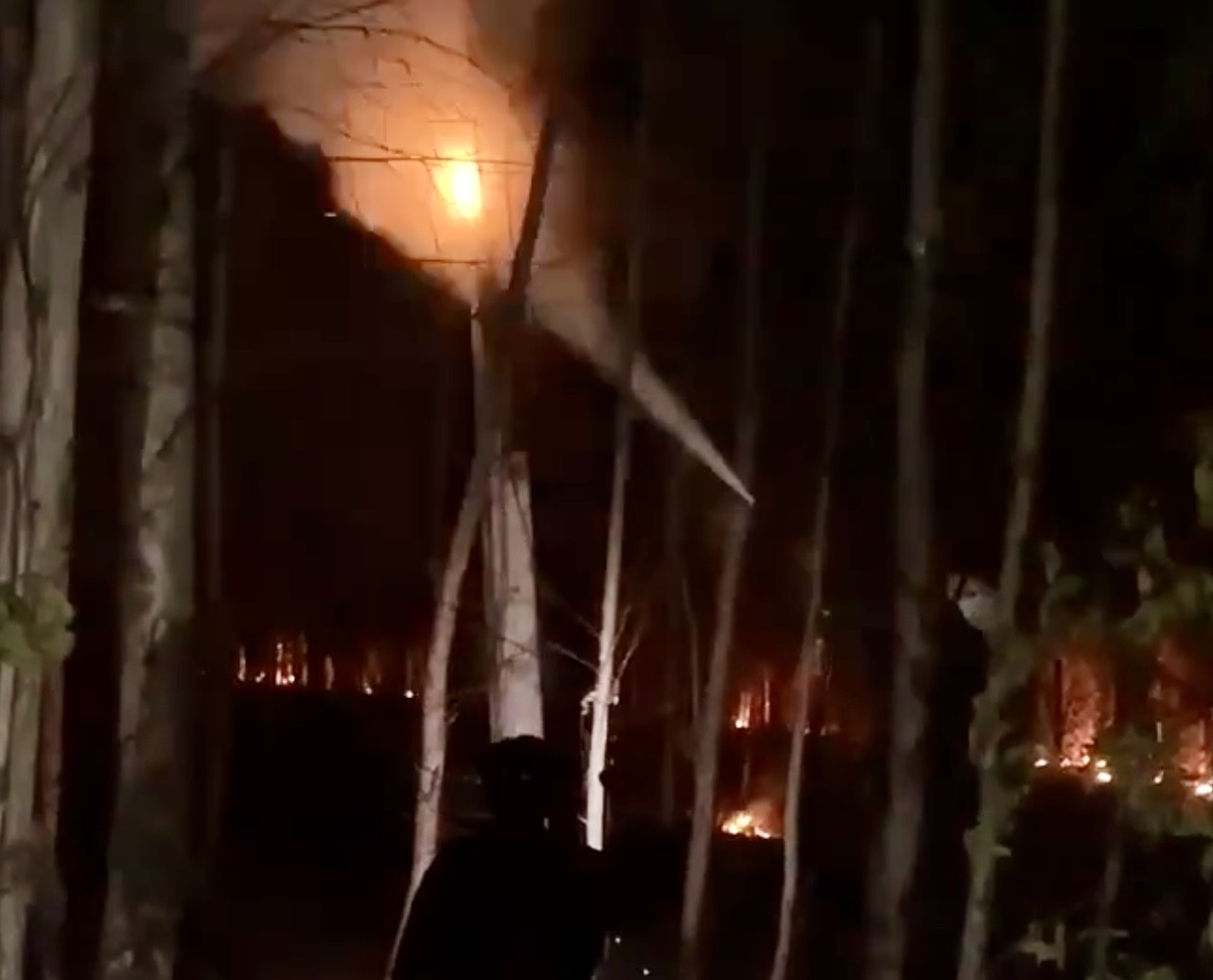 CAX IA PA XU LY CHAY COT DIEN.jpg