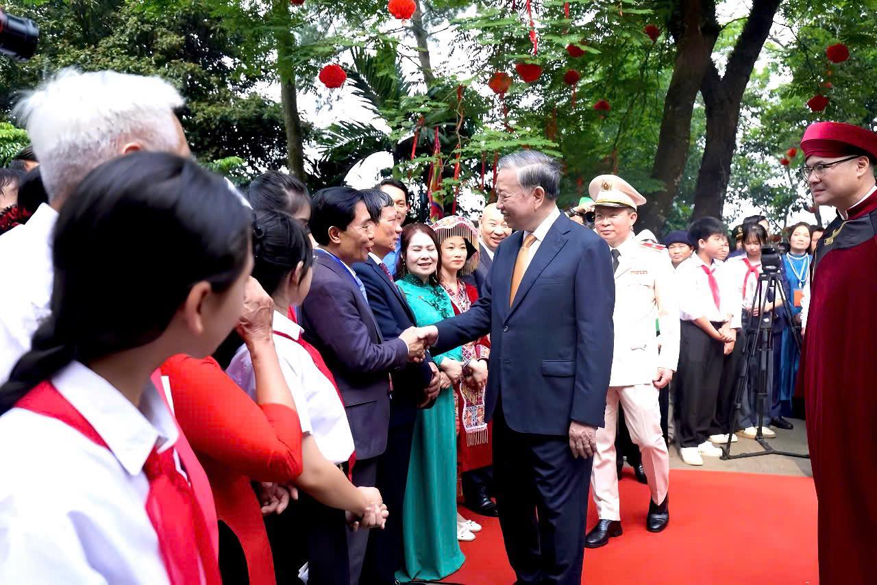 TBT-TL-10-03 (2).jpg