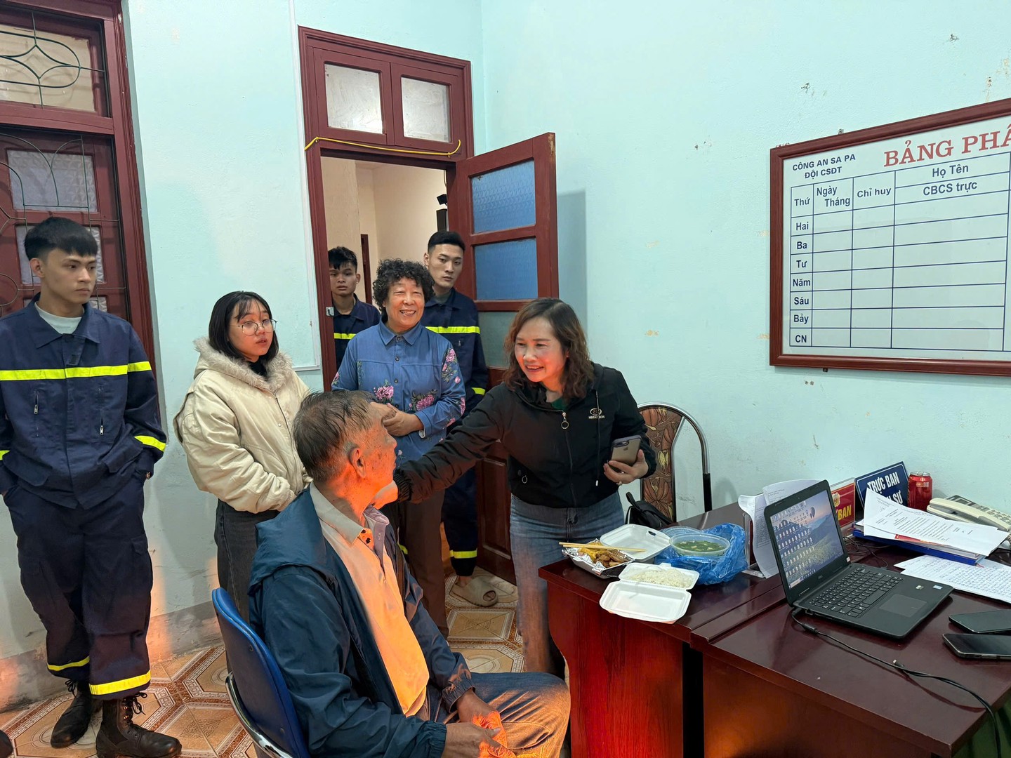 Ảnh 4. Nhiều người nước ngoài đi lạc được tìm thấy nhanh chóng một phần nhờ hệ thống camera an ninh (2).jpg