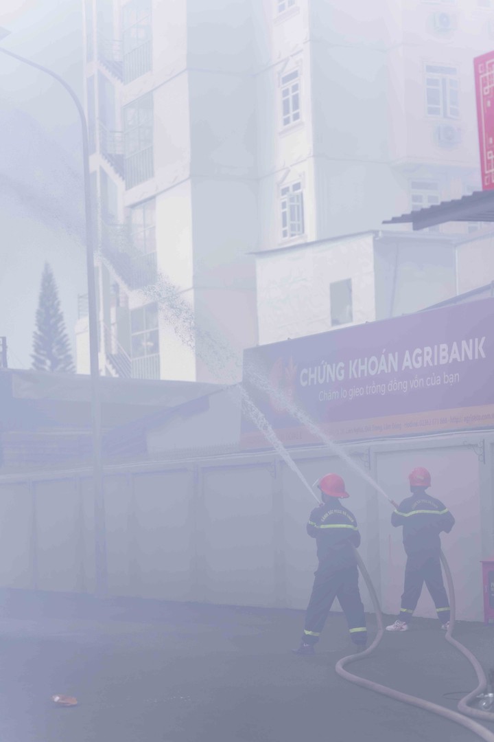 Diễn tập cướp ngân hàng10.jpg