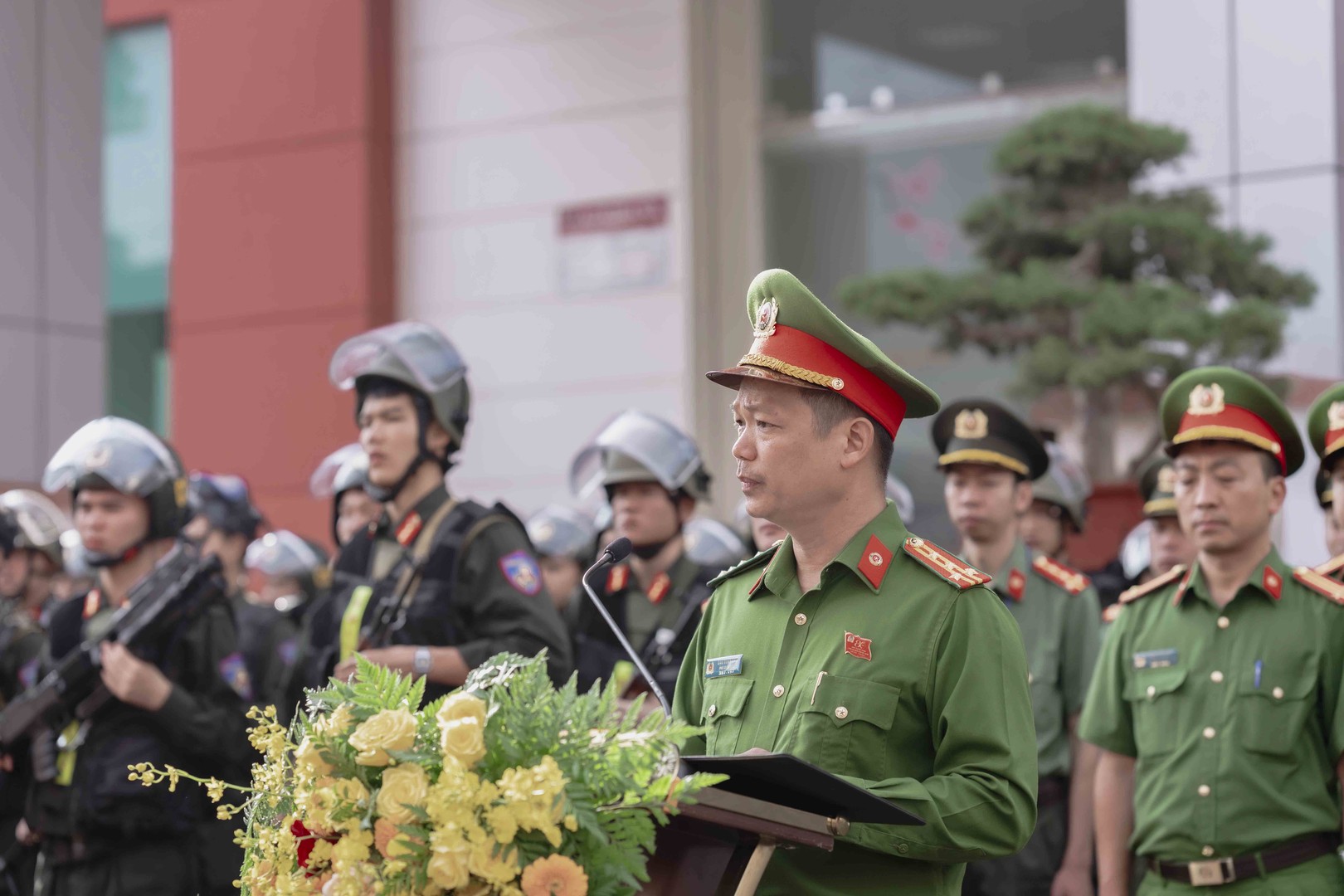 Diễn tập cướp ngân hàng13.jpg