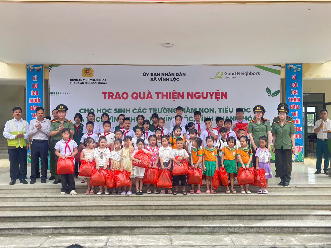 1. AN NINH DOI NGOAI.jpg