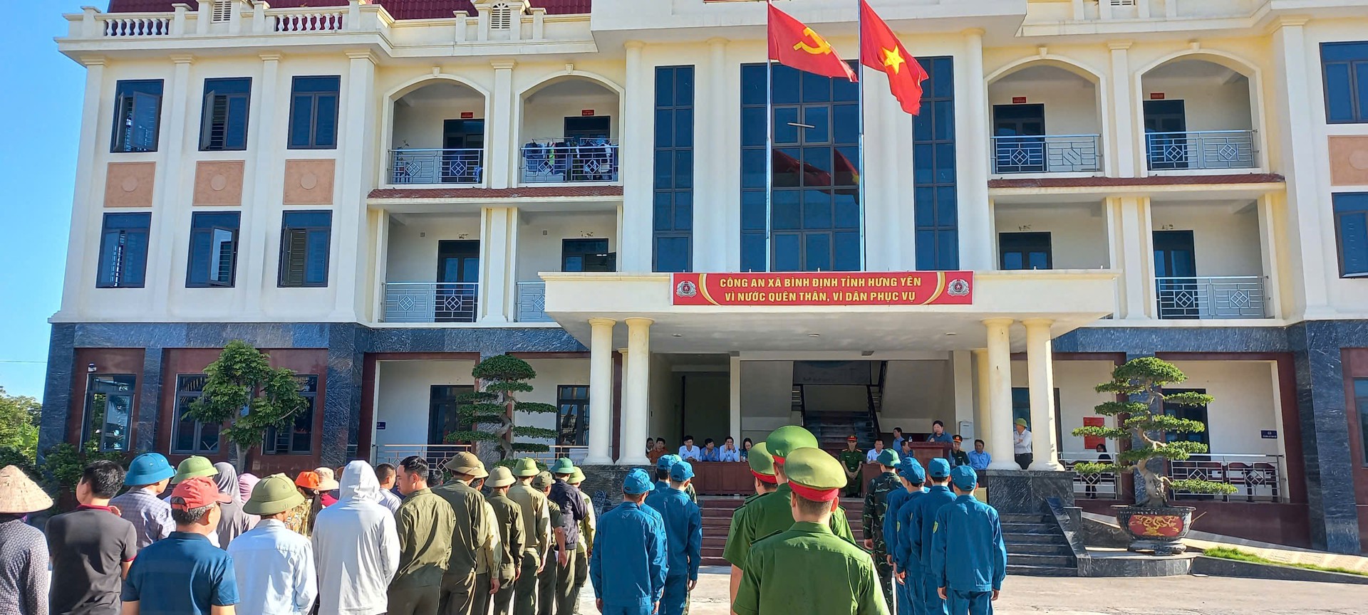 Ảnh 1_ Toàn cảnh lễ ra quân.jpg