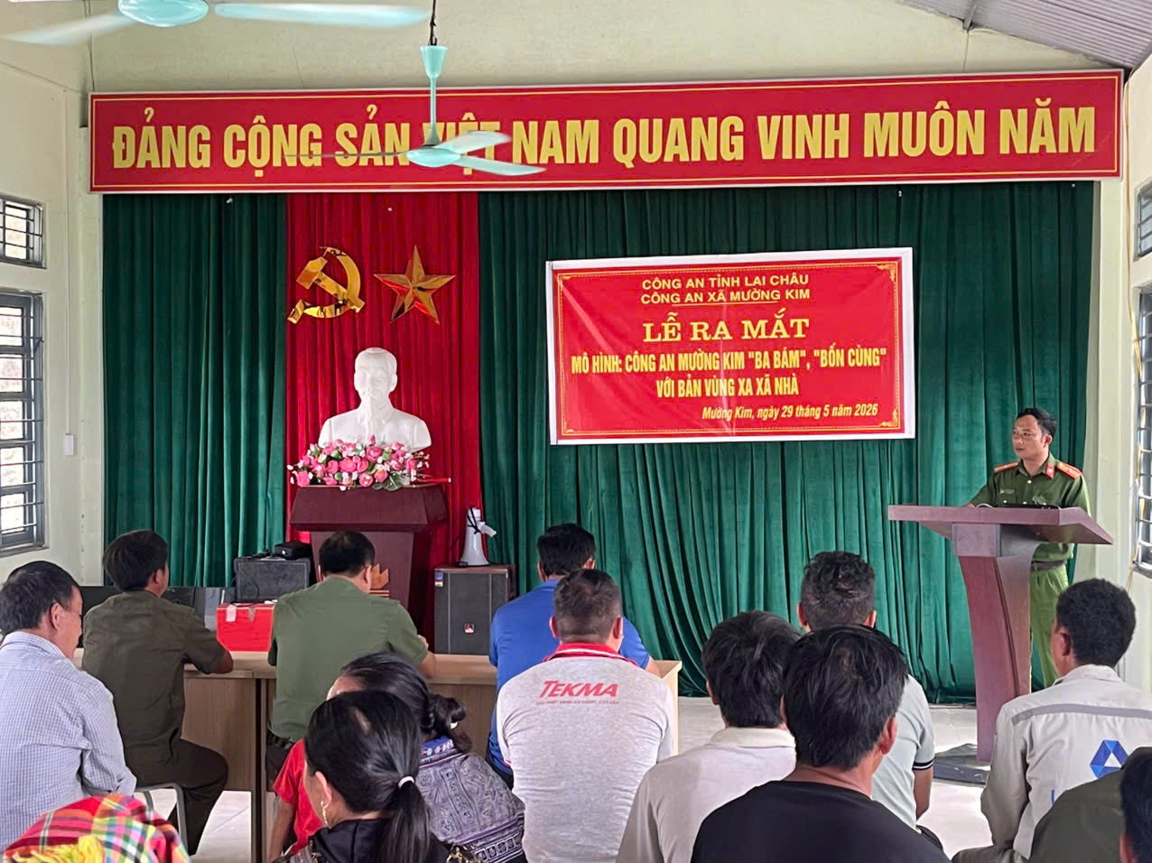 Quang canh.jpg