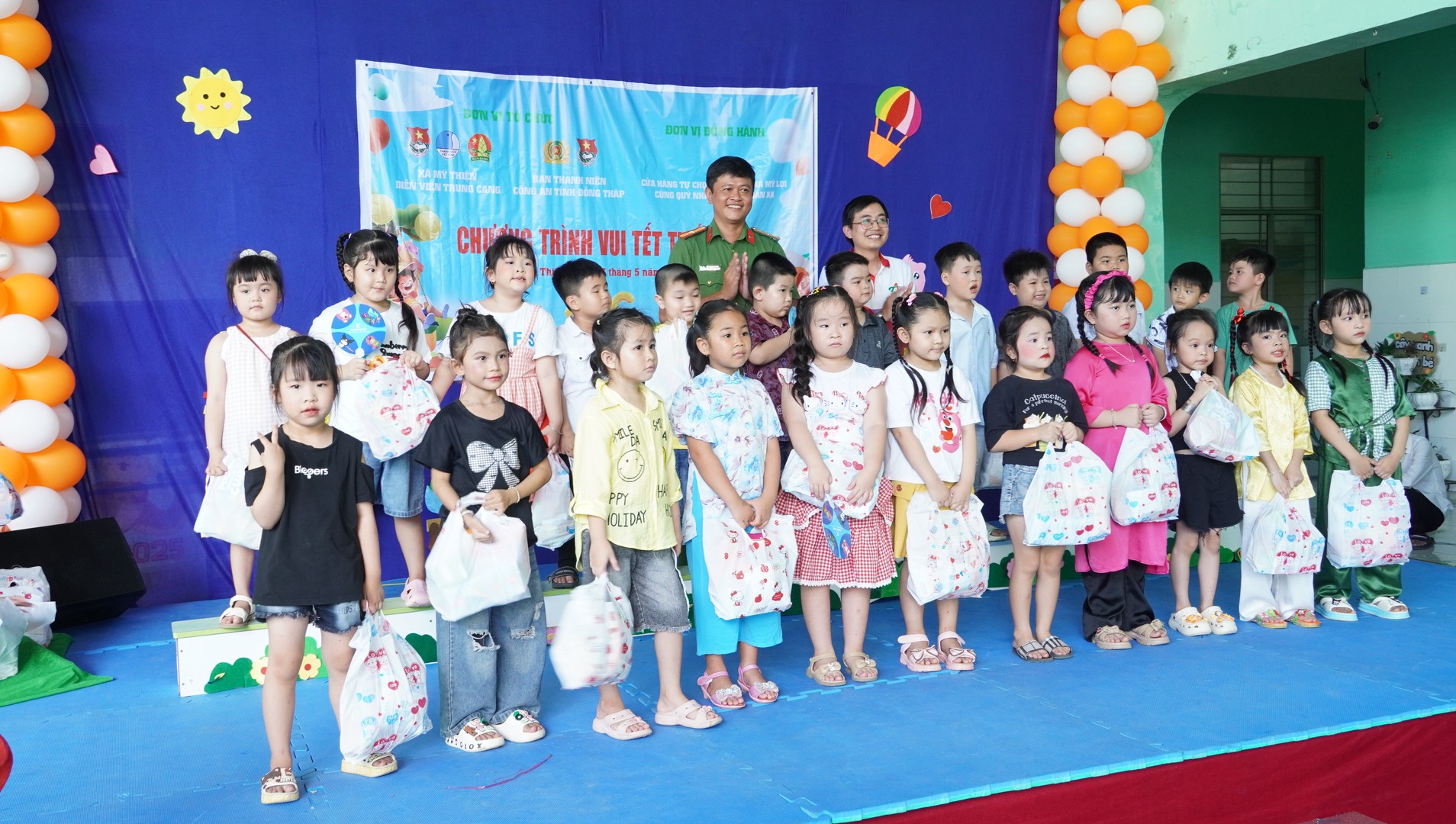 Chương trình tại xã Mỹ Thiện.JPG