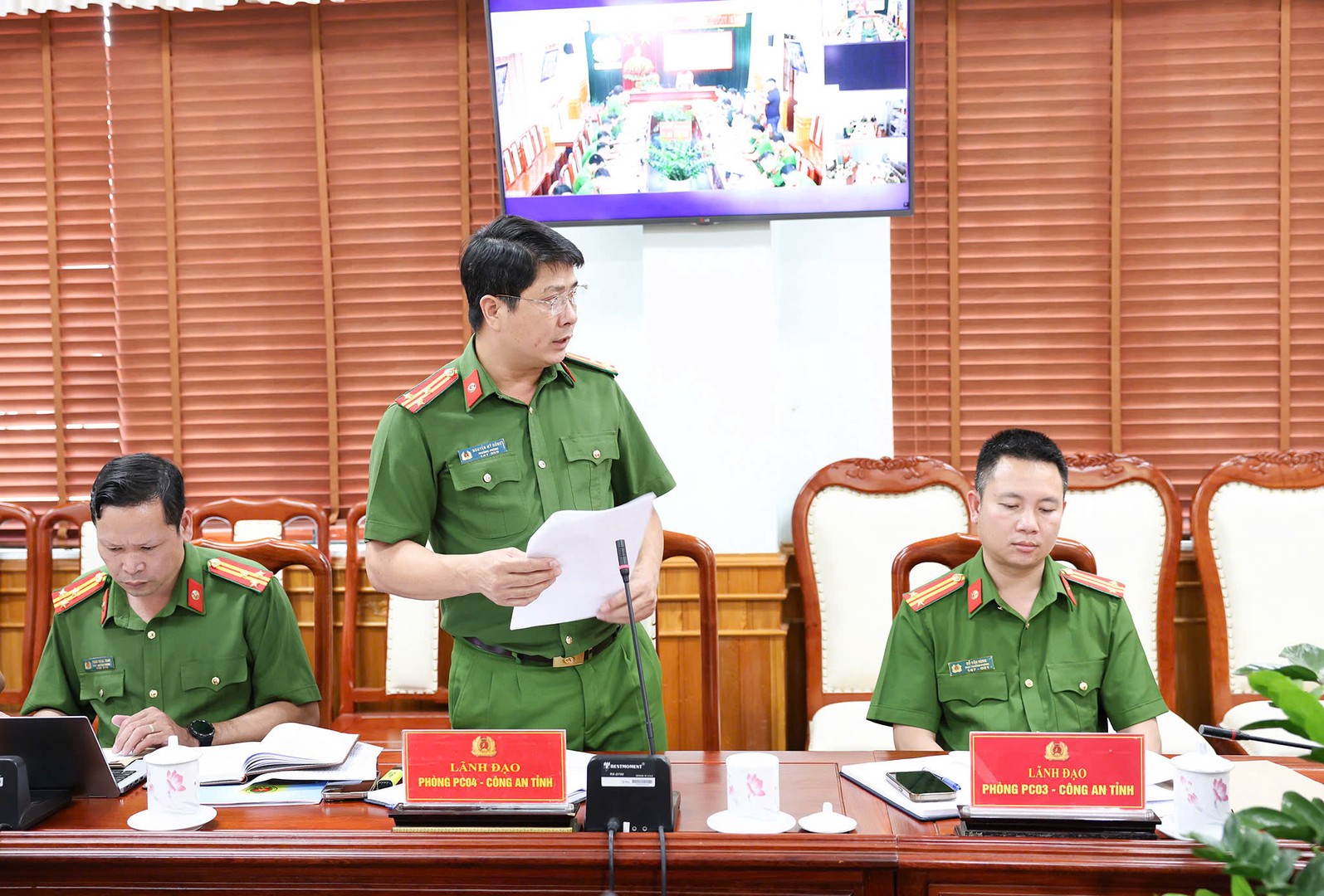 Lãnh đạo phòng Cảnh báo điều tra tội phạm về ma túy thông báo cáo Sơ đồ kết thúc 02 tháng thực hiện Kế hoạch 2222.jpg