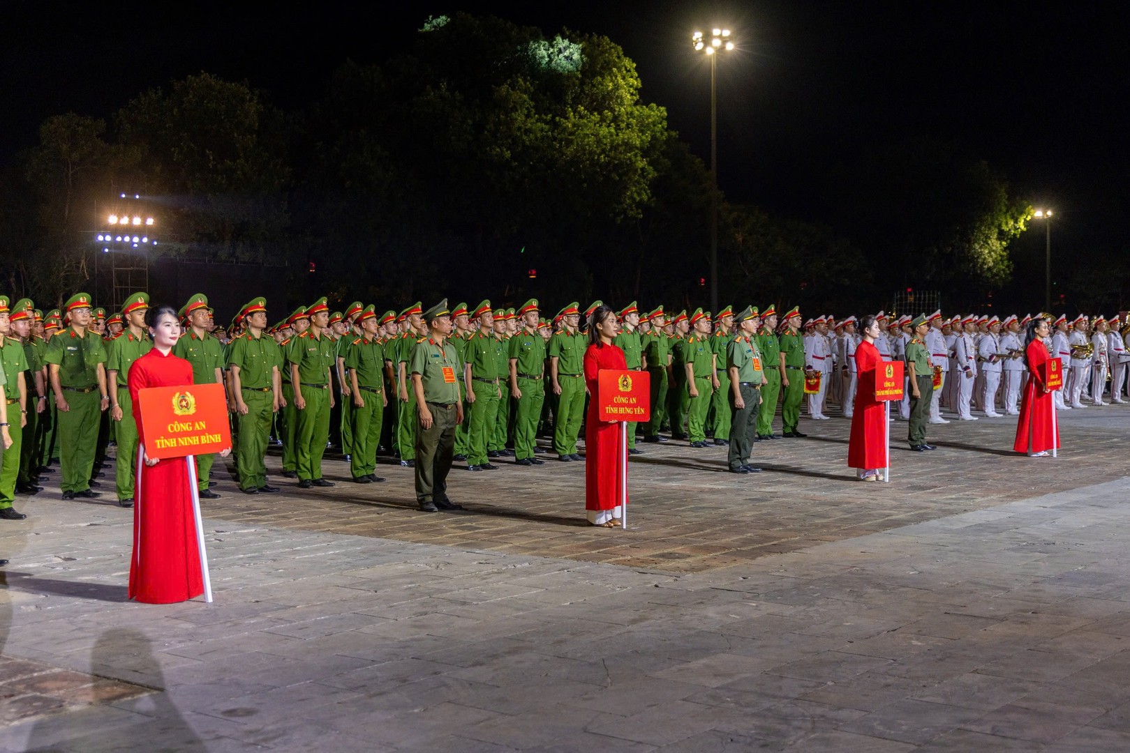 đơn vị tham gia hội thao. 1.jpg