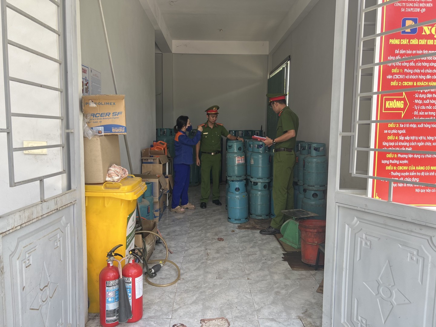 Kiểm tra công tác PCCC tại các kho.jpg