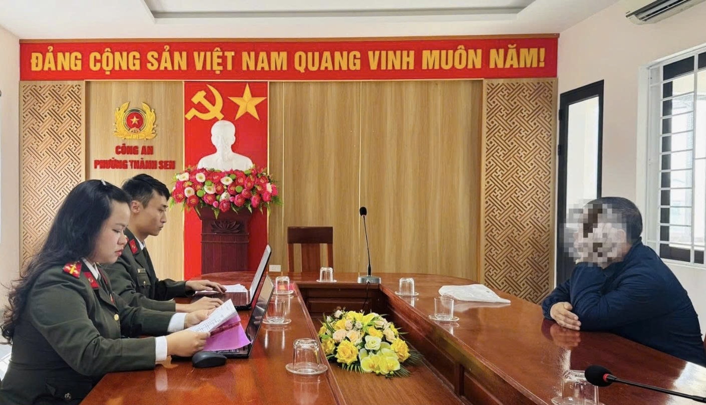 5. Ông L.Đ.Q (SN 1972, trú tại phường Thành Sen) bị xử phạt do đăng tải thông tin sai sự thật trên mạng xã hội.jpg