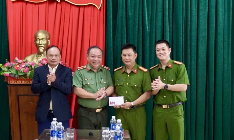 5. THIEU TUONG LE QUANG NHAN - GD CAT THUONG NONG.jpg
