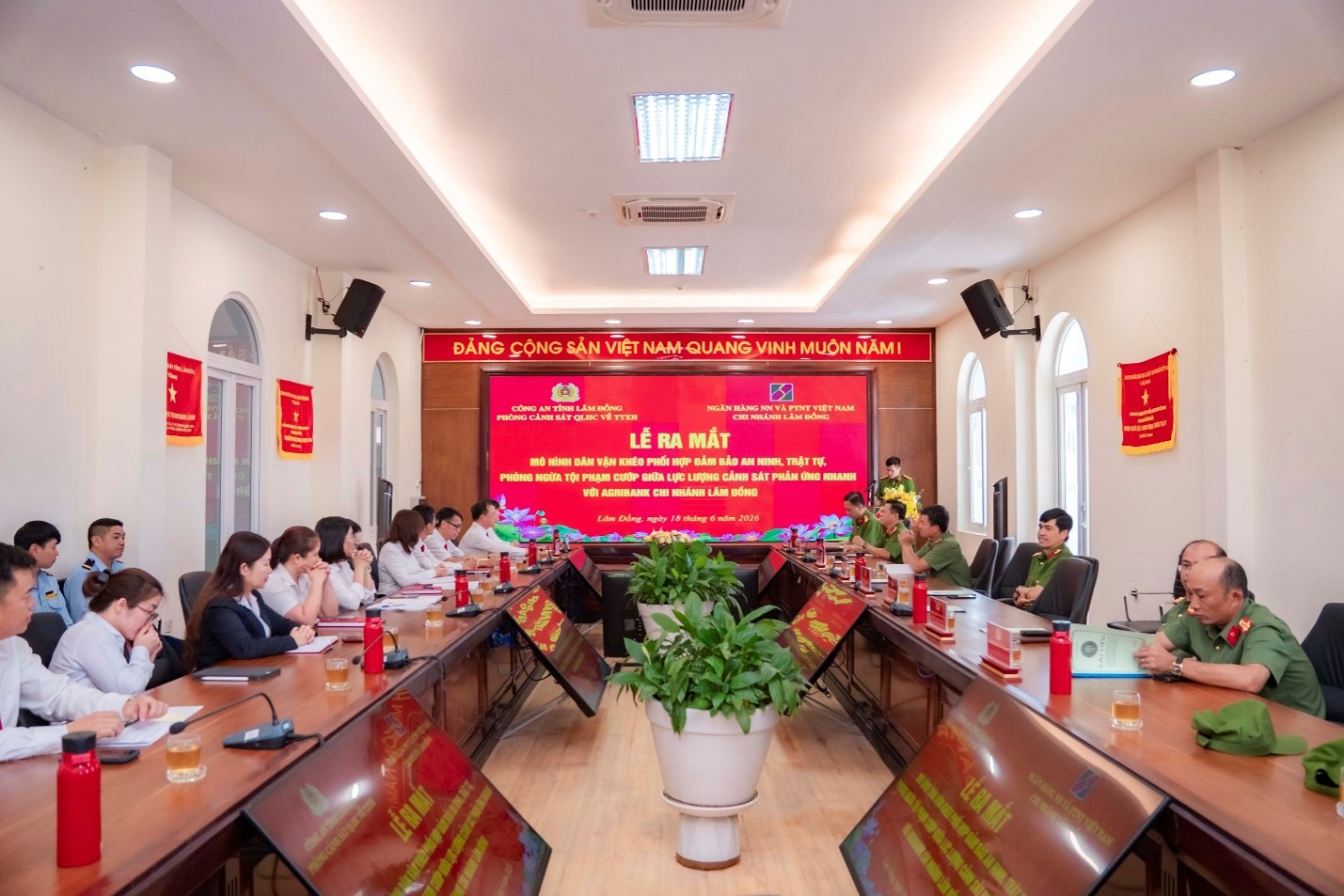 Mô hình dân vận khéo góp phần bảo vệ dòng chảy tài chính.jpg
