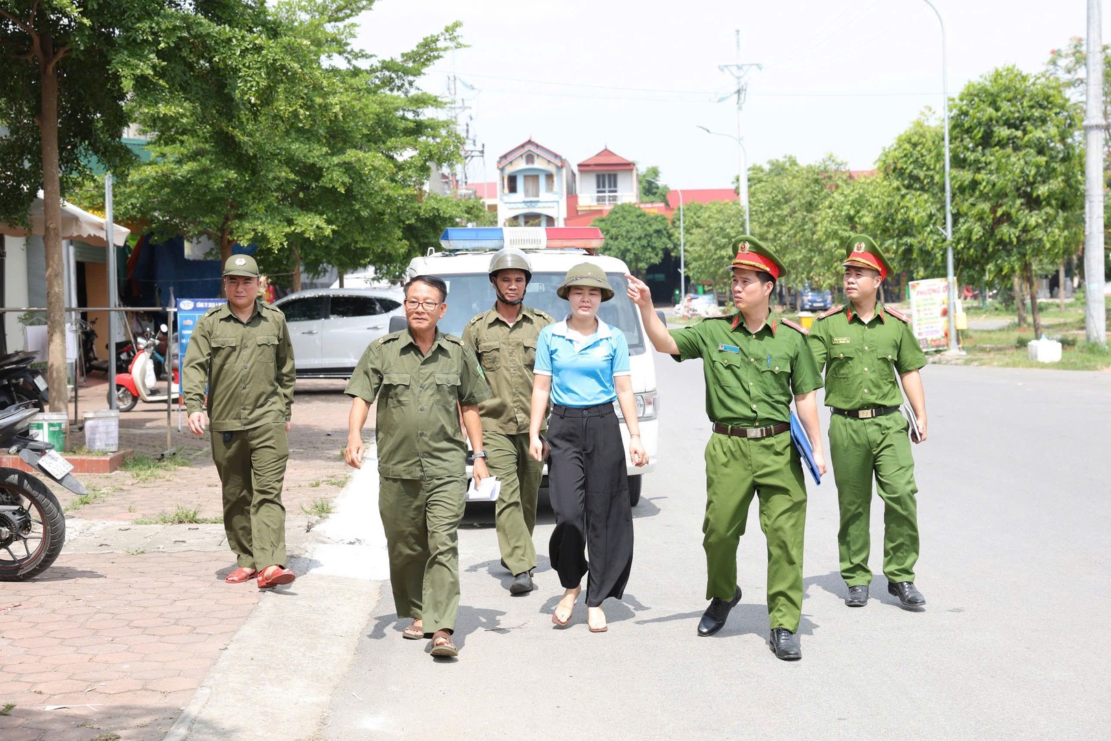 Tân Chi.jpg