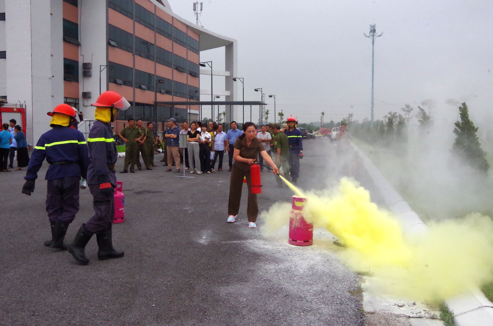 005.JPG