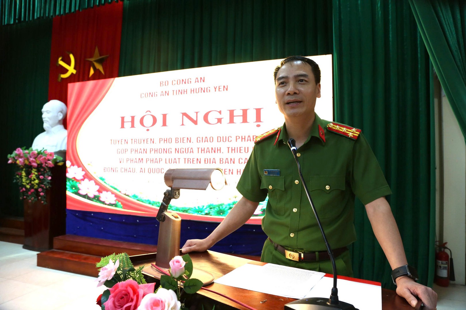 6. DC PHO GIAM DOC PHAT BIEY KET LUAN HOI NGHI.jpg