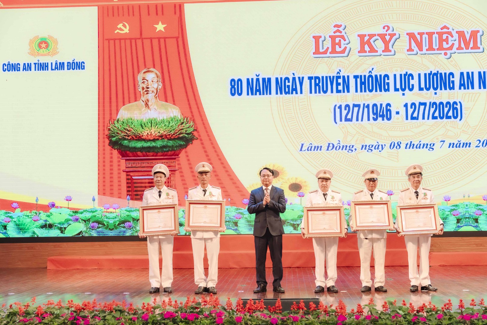 80 năm an ninh11.jpg