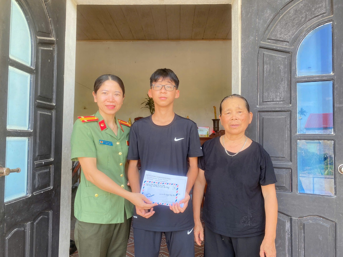 Mẹ đỡ đầu 4.jpg
