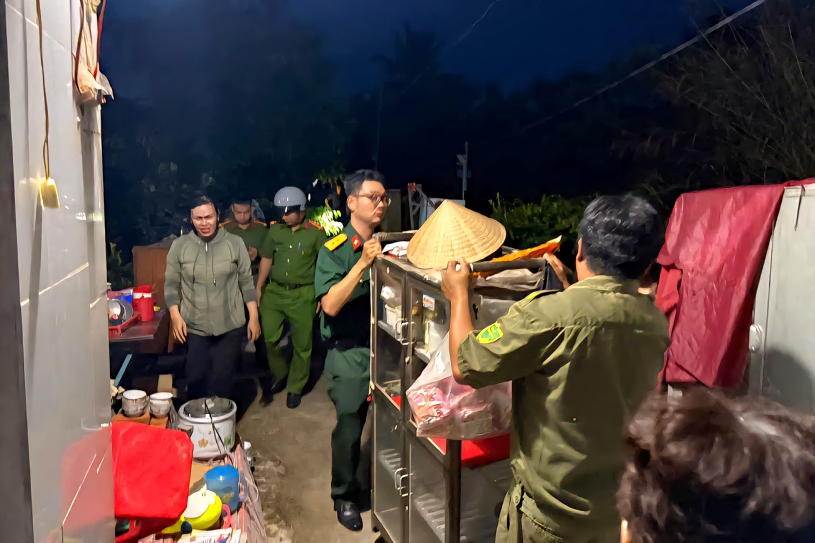 CAX Dai Ngai khac phuc sat lo (2).jpg
