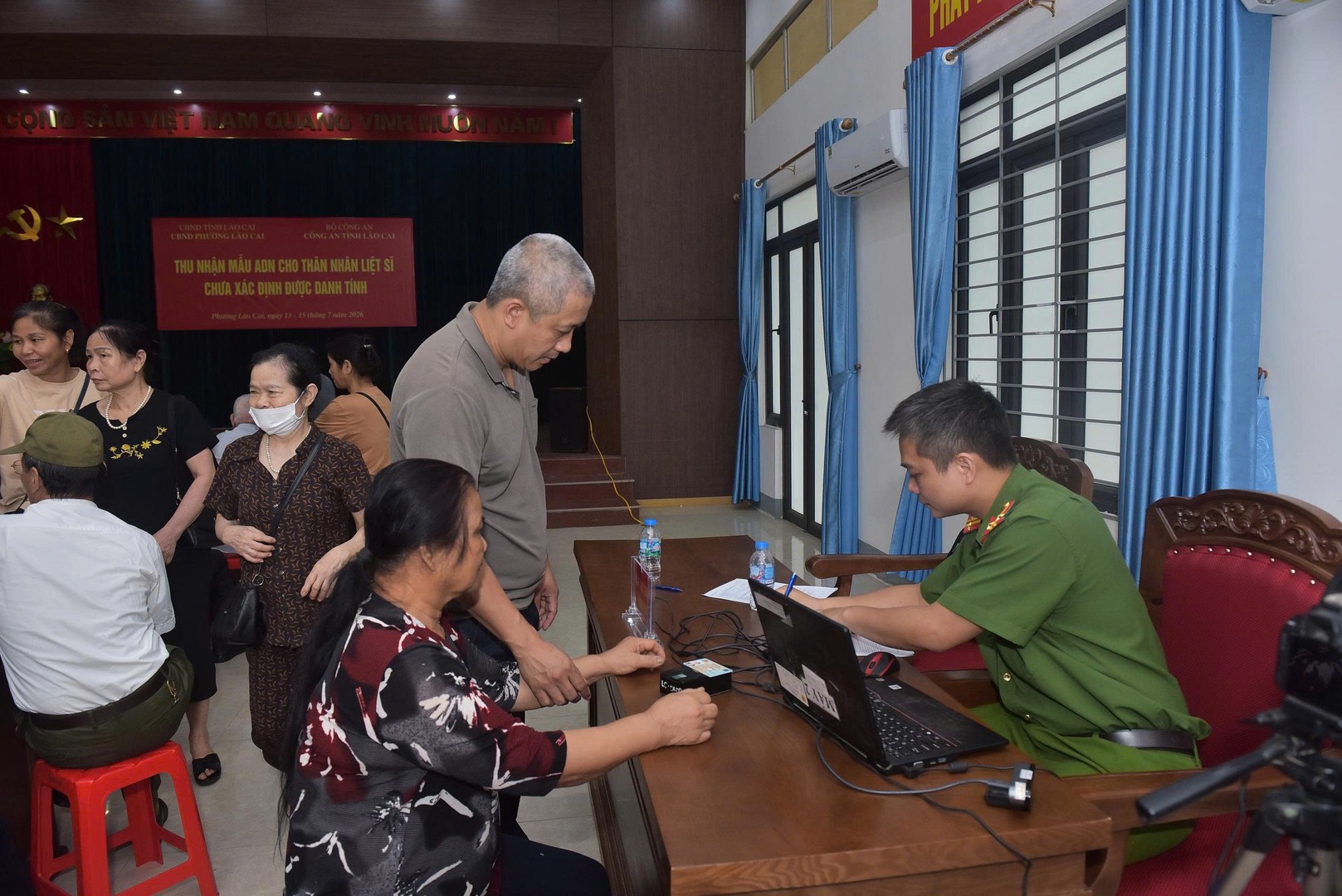 anh anh 2.jpg