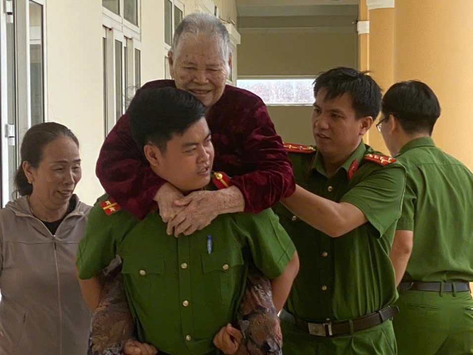 an phú.jpg