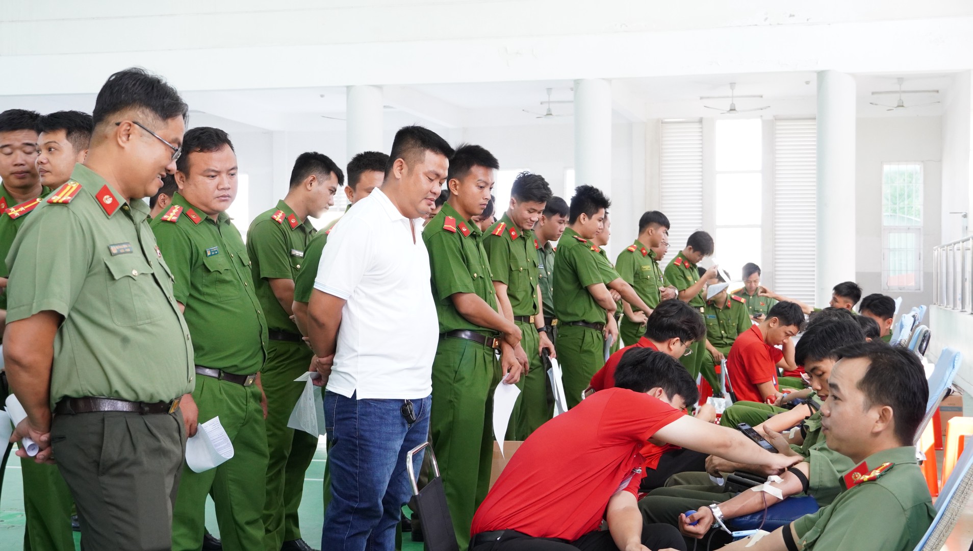 Một số hình ảnh tại chương trình (1).JPG