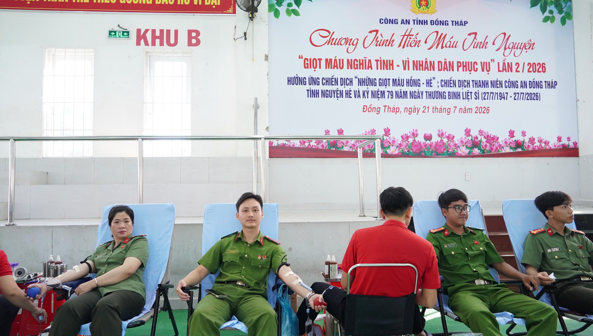 Một số hình ảnh tại chương trình (3).JPG