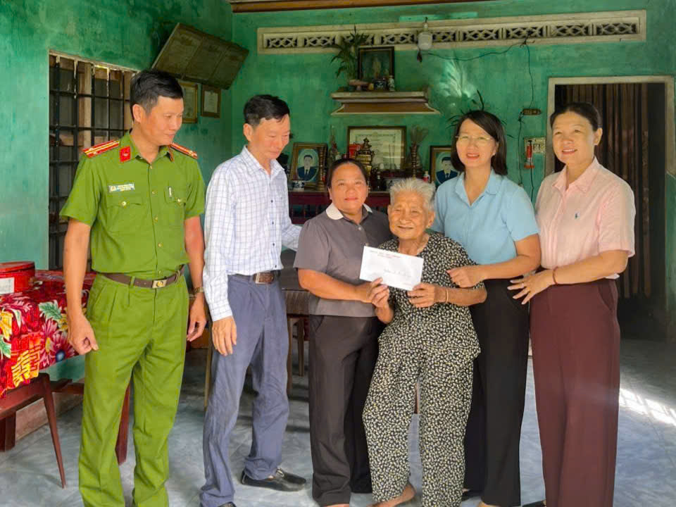 bình chương.jpg