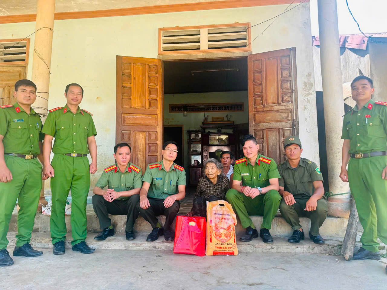 xốp.jpg