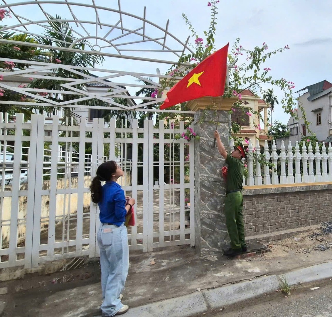 treo cờ 3.jpg