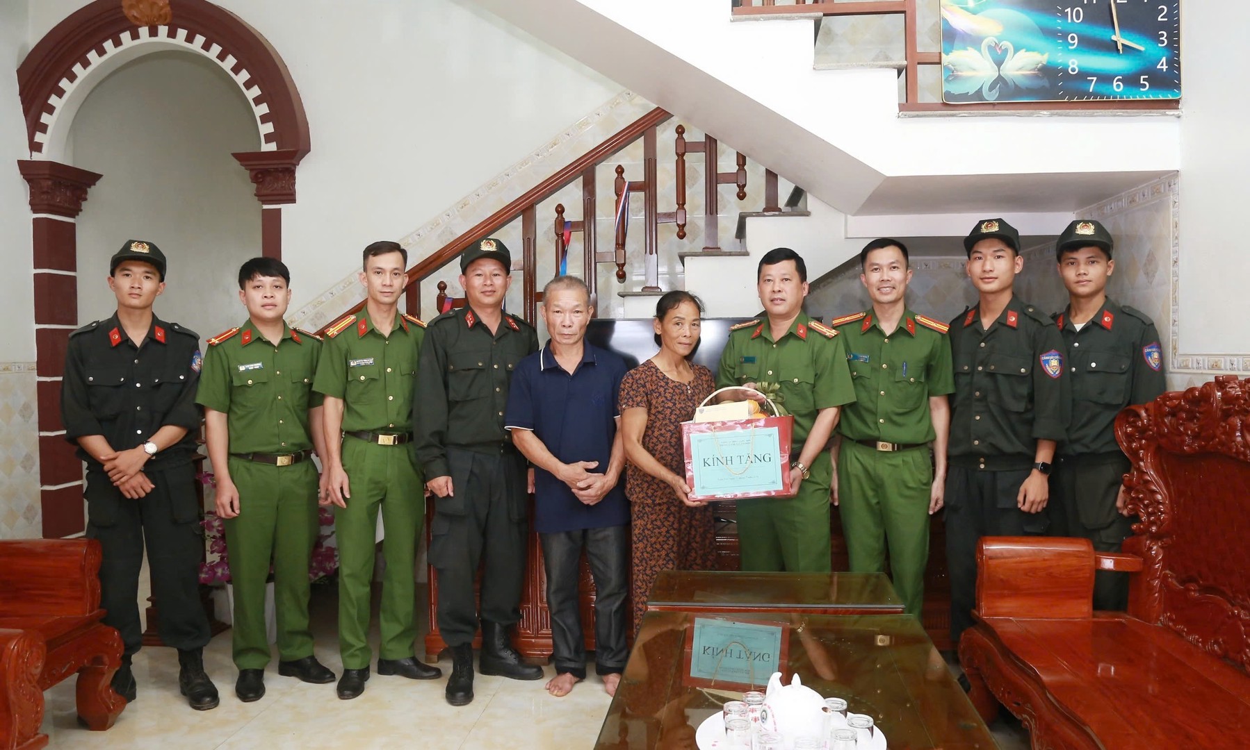 hẻtgt.jpg