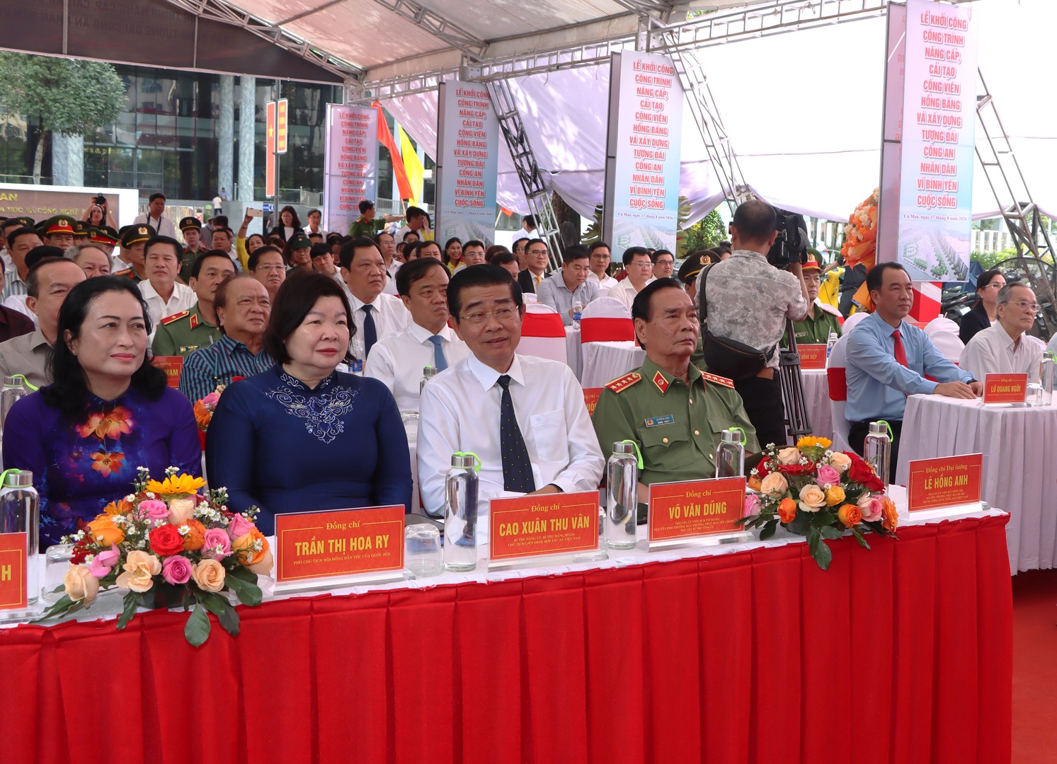 ĐẠI BIỂU 1.JPG