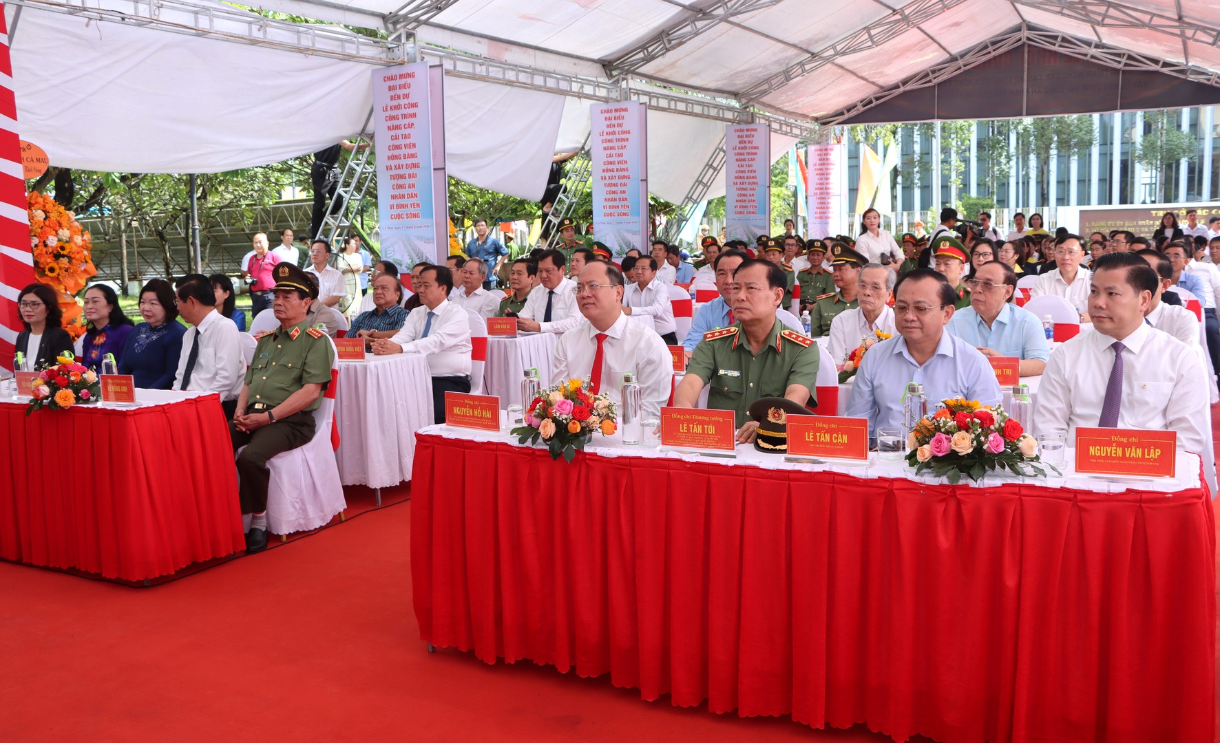 ĐẠI BIỂU 2.JPG