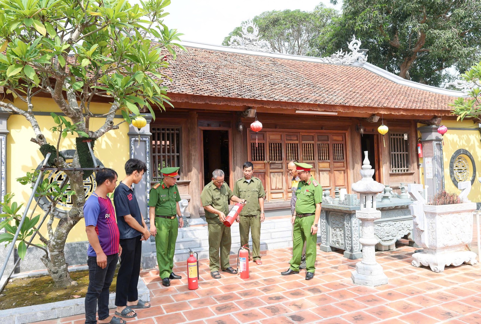 Phong trào 1.jpg