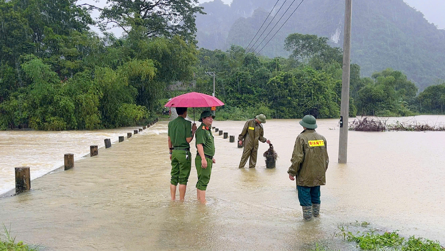 1. Cam Thach.jpg