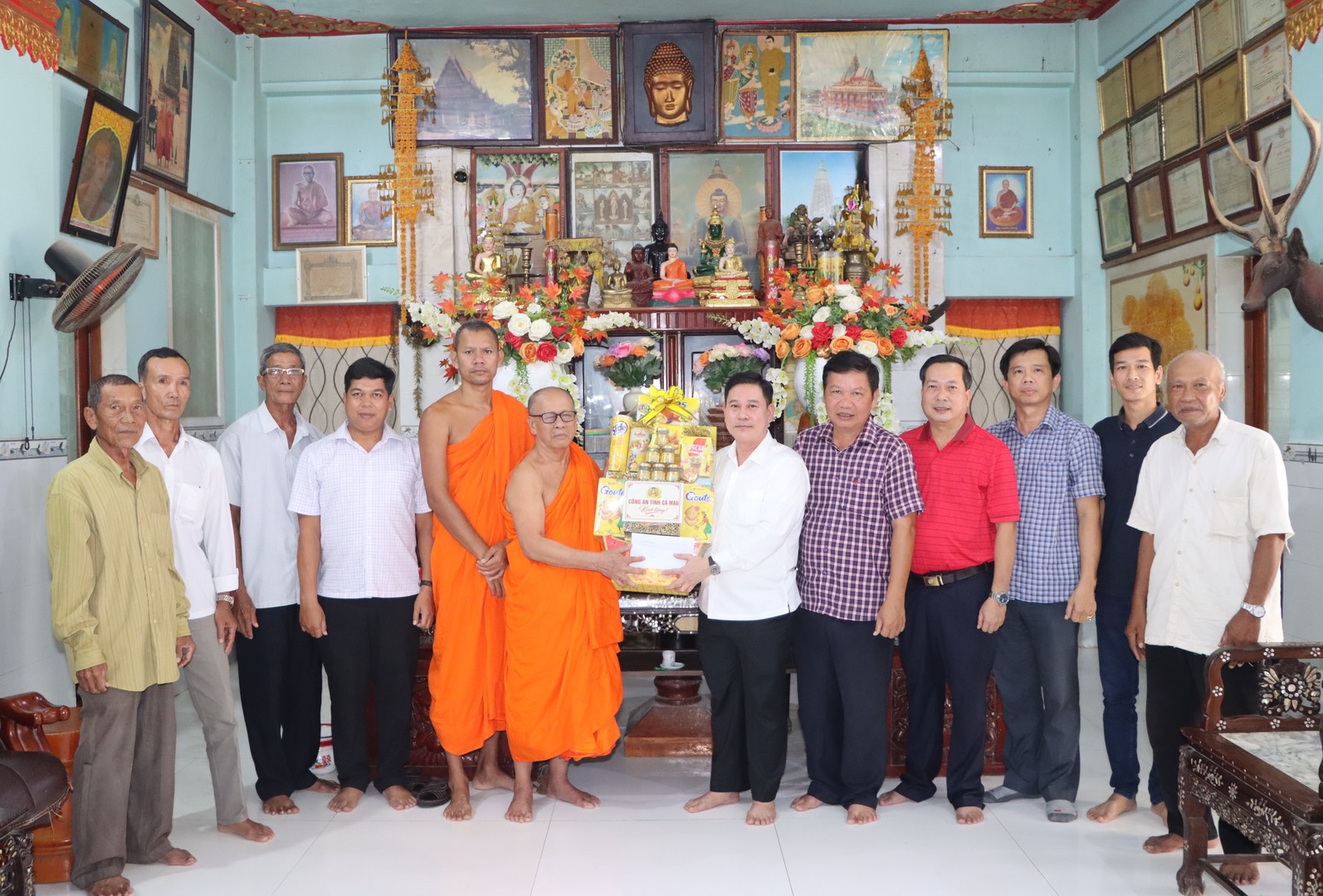 HÒA THƯỢNG HỮU HINH.JPG