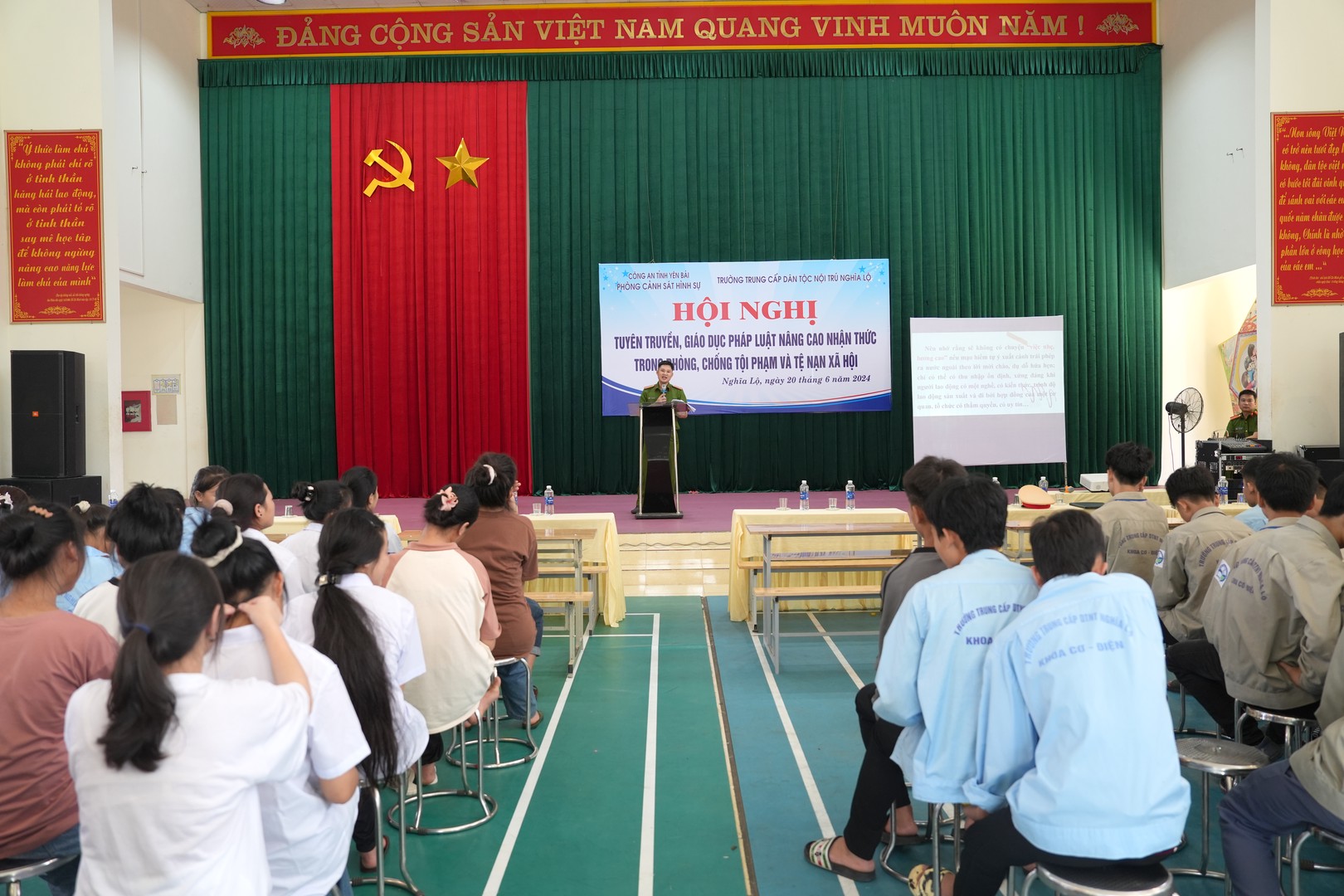 ANH1.JPG