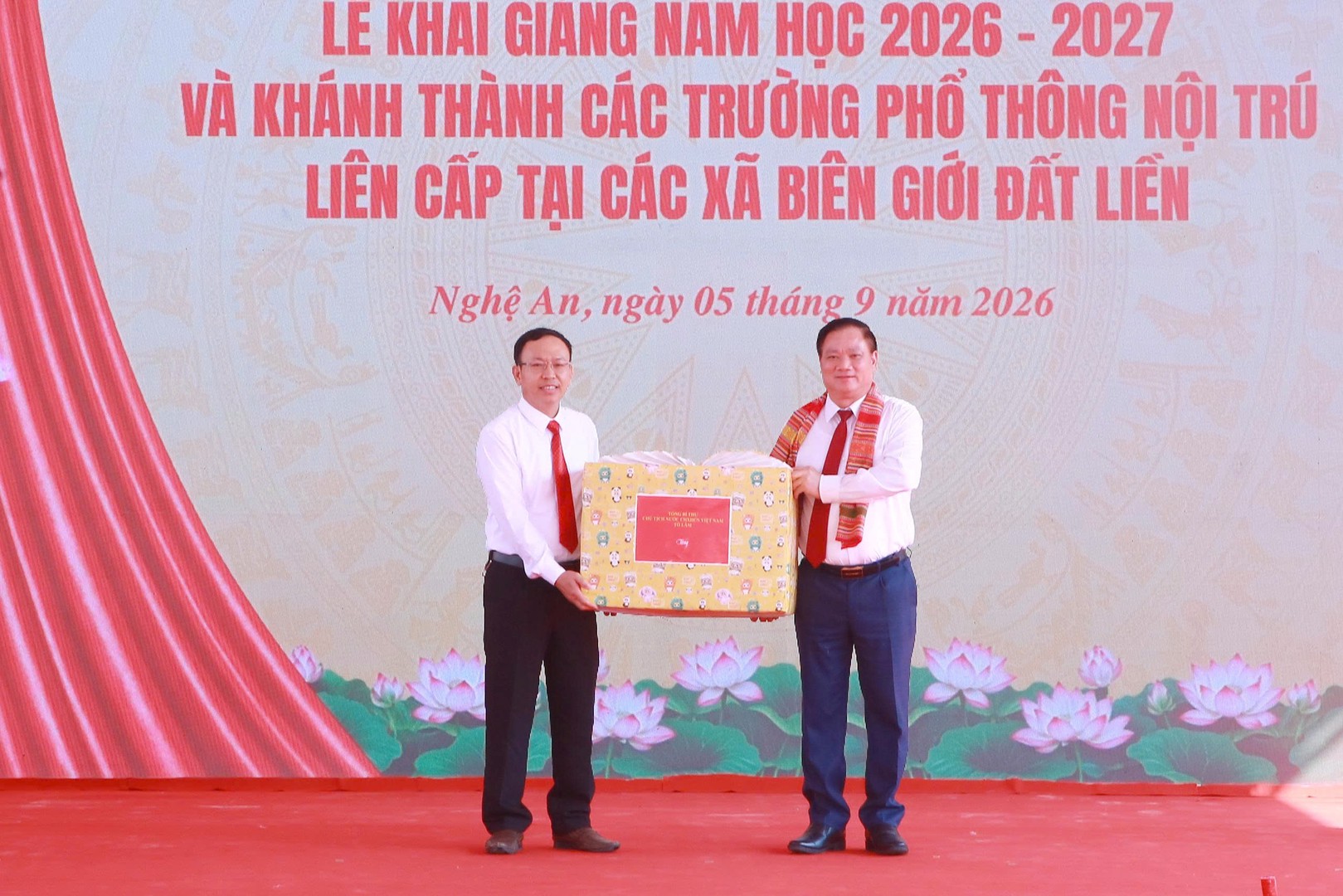 2aoboqwsikatzyktnnmbqe15hop49qwiedaugzle8.jpg