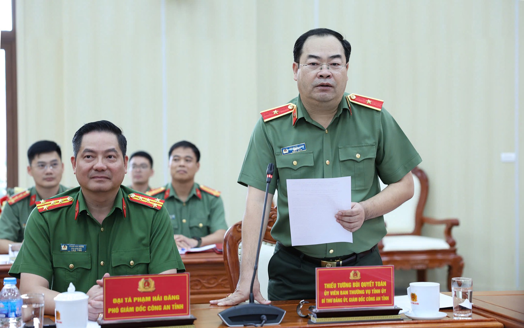 Thiếu trang phục Bùi Quyết Toán trân trọng ơn sự quan tâm lãnh đạo, chỉ đạo, động viên khảo sát sâu của lãnh đạo Bộ Công an; Thường trực Tỉnh ủy, HĐND, UBND tỉnh Lai Châu..jpg